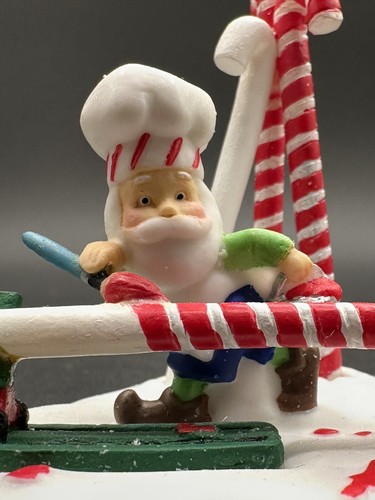 Dept 56 Earning Their Stripes North Pole Series 2006 ELFS - Picture 15 of 16