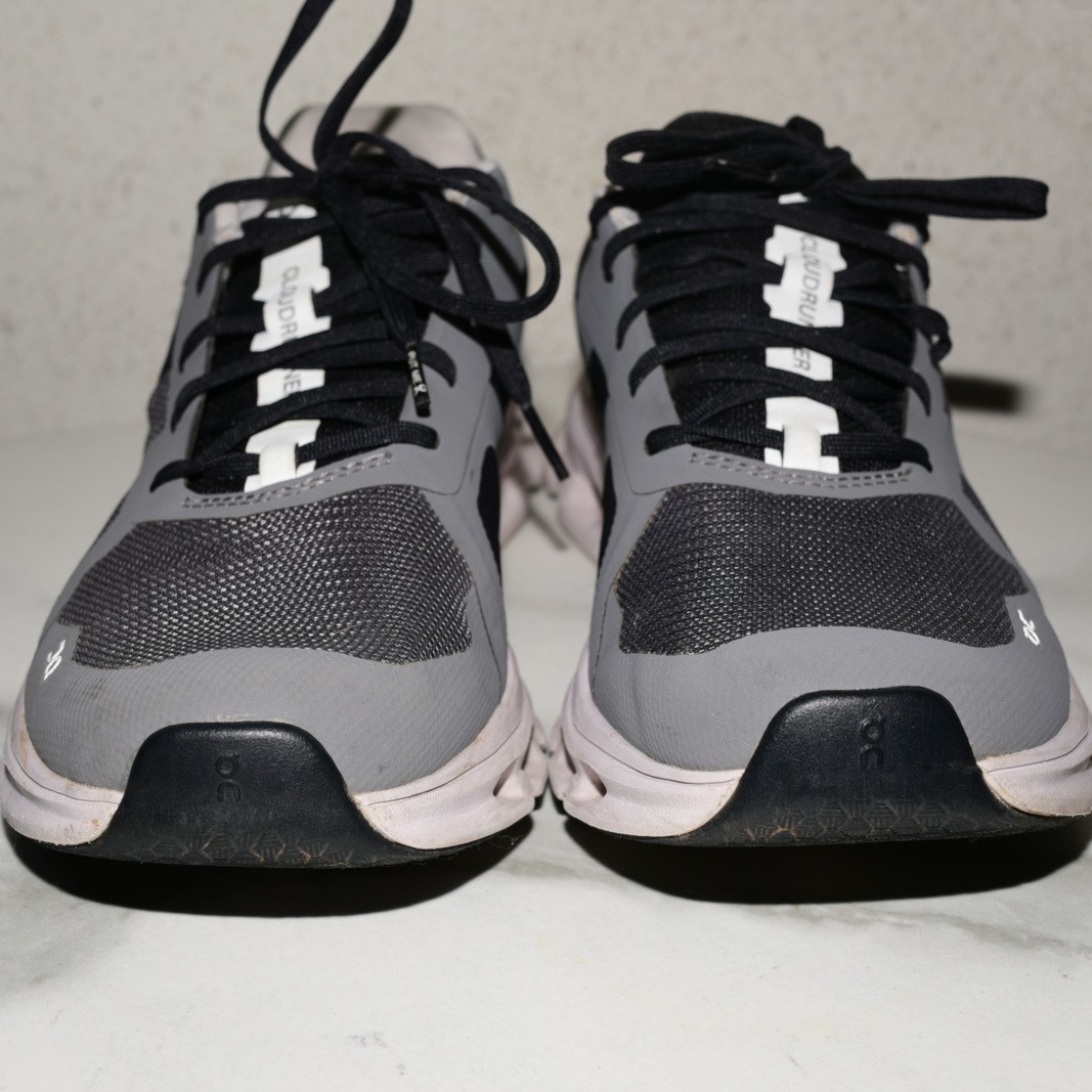 On Running Cloudrunner Eclipse/Black Women US 9 /… - image 4