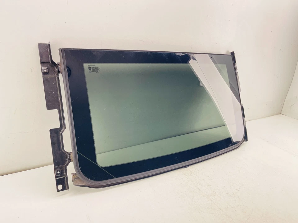 2008–2014 CADILLAC CTS OEM REAR GLASS WINDOW PANORAMIC SUNROOF MOONROOF OEM - Image 2 of 4