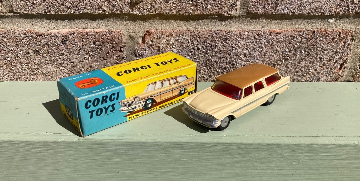 ミニカー CORGI TOYS 219 PLYMOUTH SPORTS SUBURBAN Corgi 219 Plymouth Sport Suburban Station Car With Box - Etsy