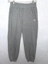 Nike Heather Grey Sweatpants Size M Joggers Pockets Embroidered swoosh warm