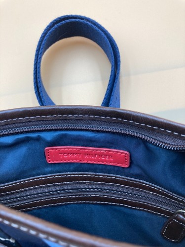 Tommy Hilfiger Crossbody Bag Purse Womens Blue Gold Woven Pattern - Picture 5 of 6