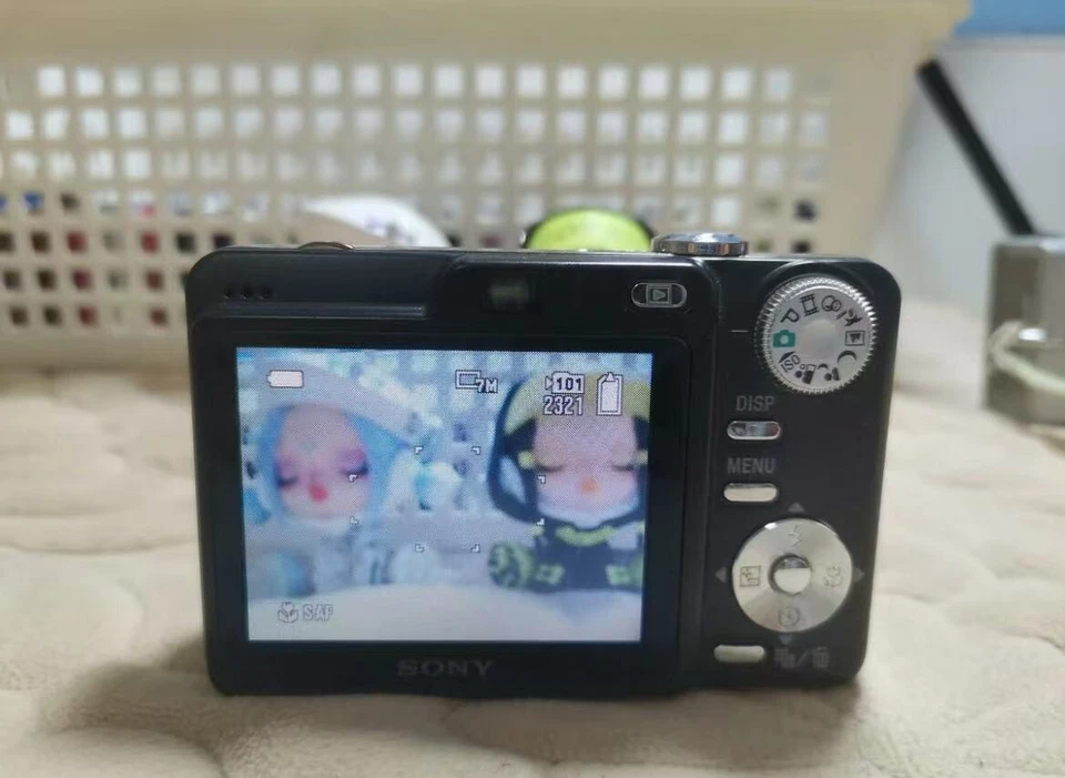 Sony Cyber-shot DSC-W55 7.2MP 3x Optical Zoom Digital Camera Rare Black English - Image 4 of 4