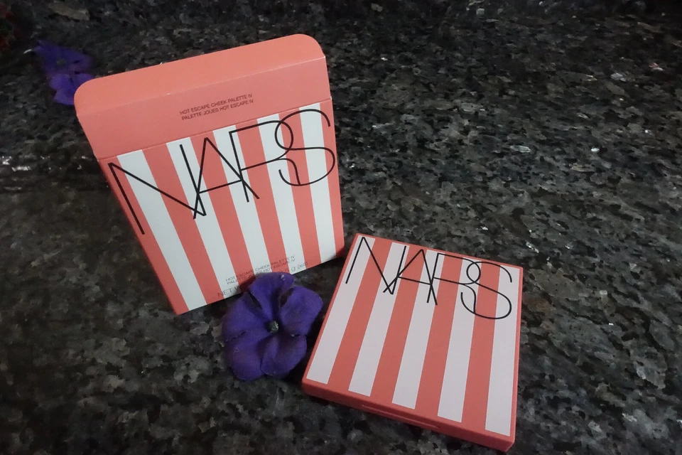 NARS hot escape cheek palette IV New in box full size - Image 2 of 4