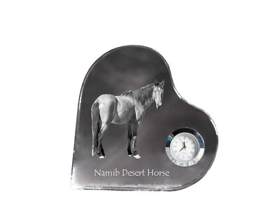 Namib-Wüstenpferd - Crystal with A Picture, Herzregal-Uhr, Personalised