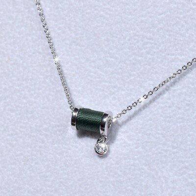 18K WHITE GOLD GP MADE WITH SWAROVSKI CRYSTAL THREAD SPINDLE PENDANT NECKLACE