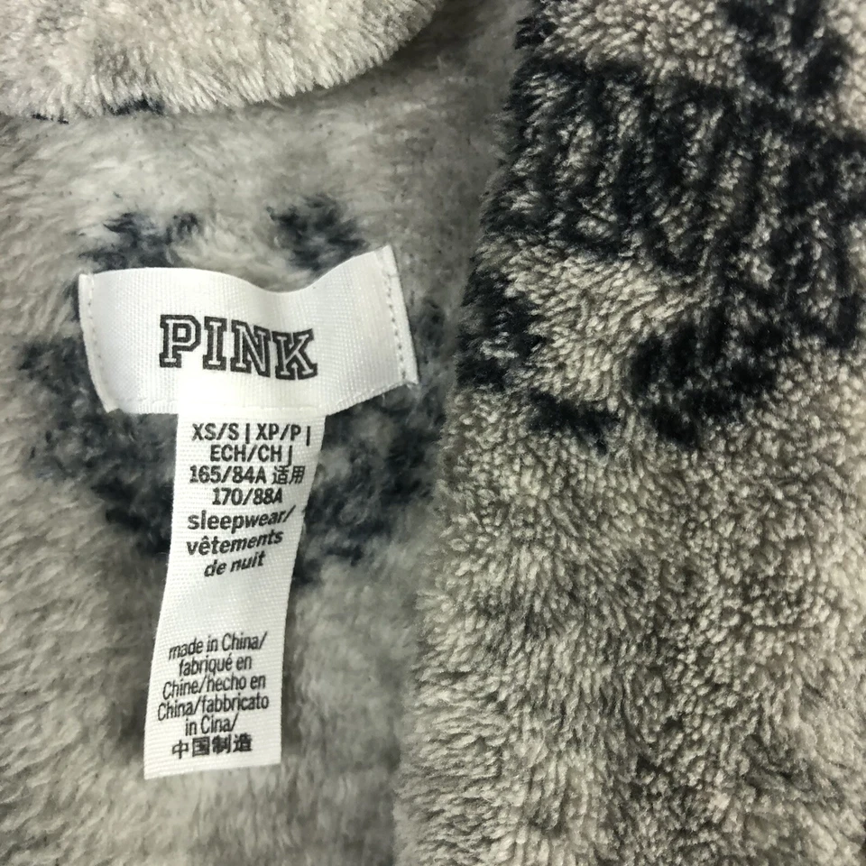 Women's PINK Gray Black Heart Design Long Sleeve Plush Robe Juniors Size XS - Image 2 of 4