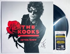 Luke Pritchard & Hugh Harris Band Signed THE KOOKS Never Know Vinyl Album JSA A