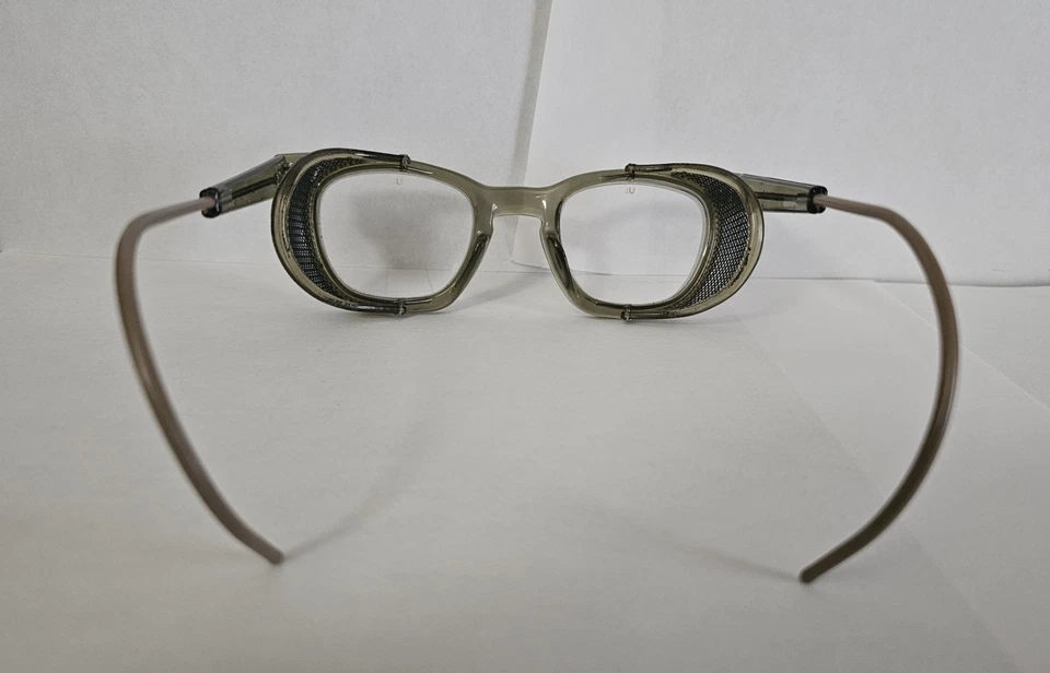Gafas de seguridad vintage años 50 PI Horn Rim Z87 Cross 6m 44 Foto 4 de 4