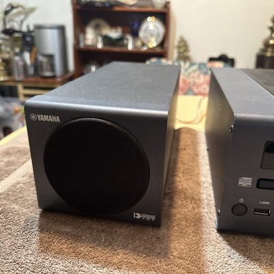 Yamaha CRX-040 CD Receiver with 2 Speakers - No Remote | eBay