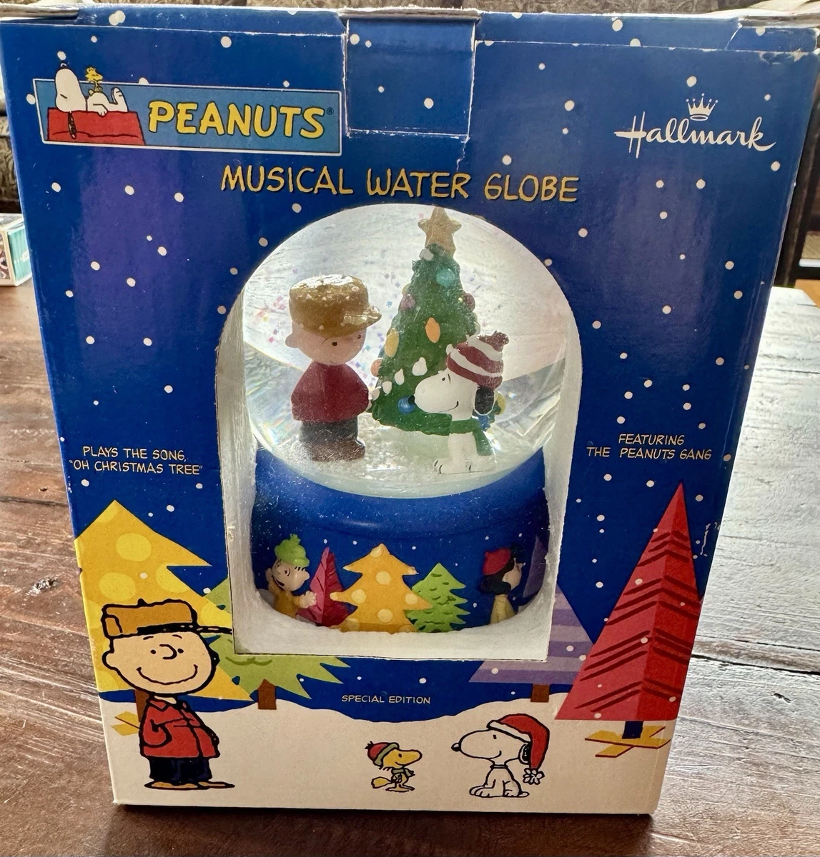 25+ Snoopy Snow Globe In other Collectible Peanuts Items for sale