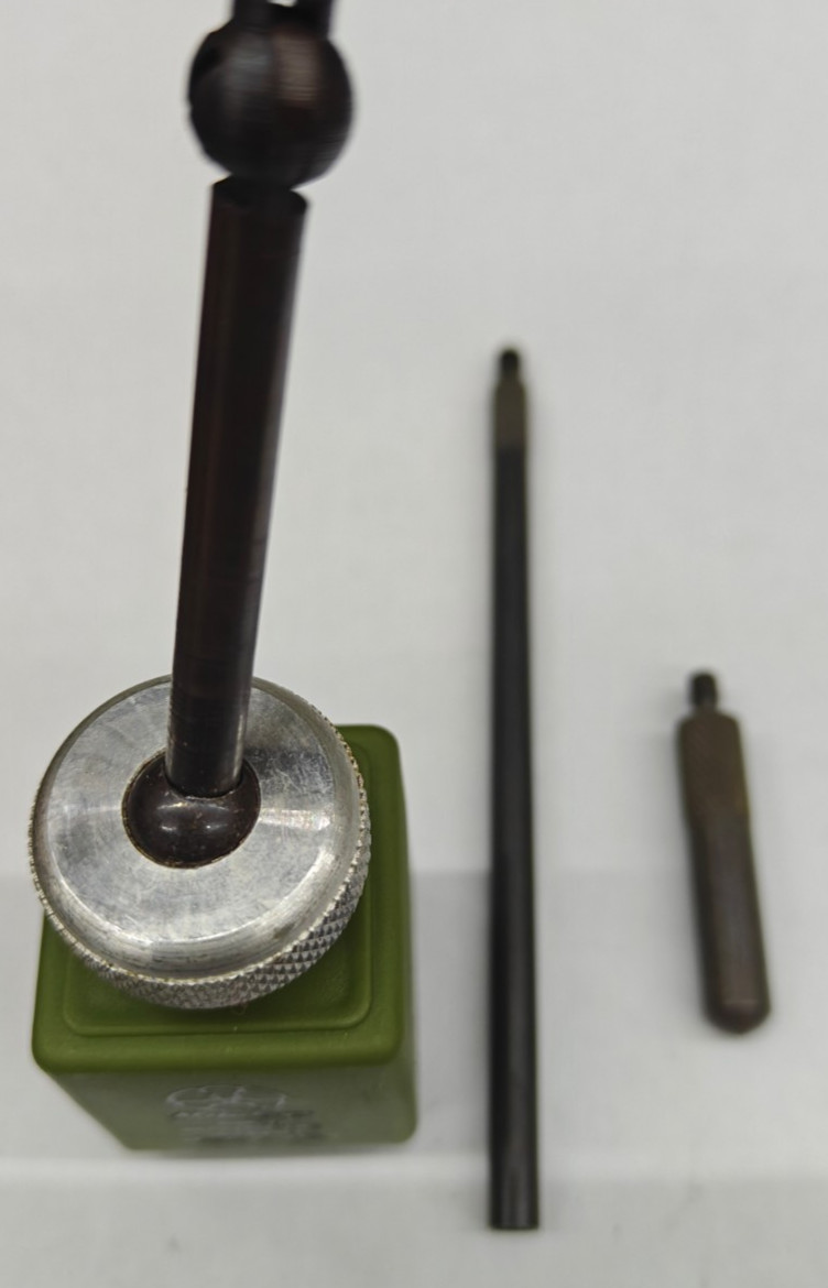 Mitutoyo Mini Mag Base 7022 USA - Magnetic Indicator Holder