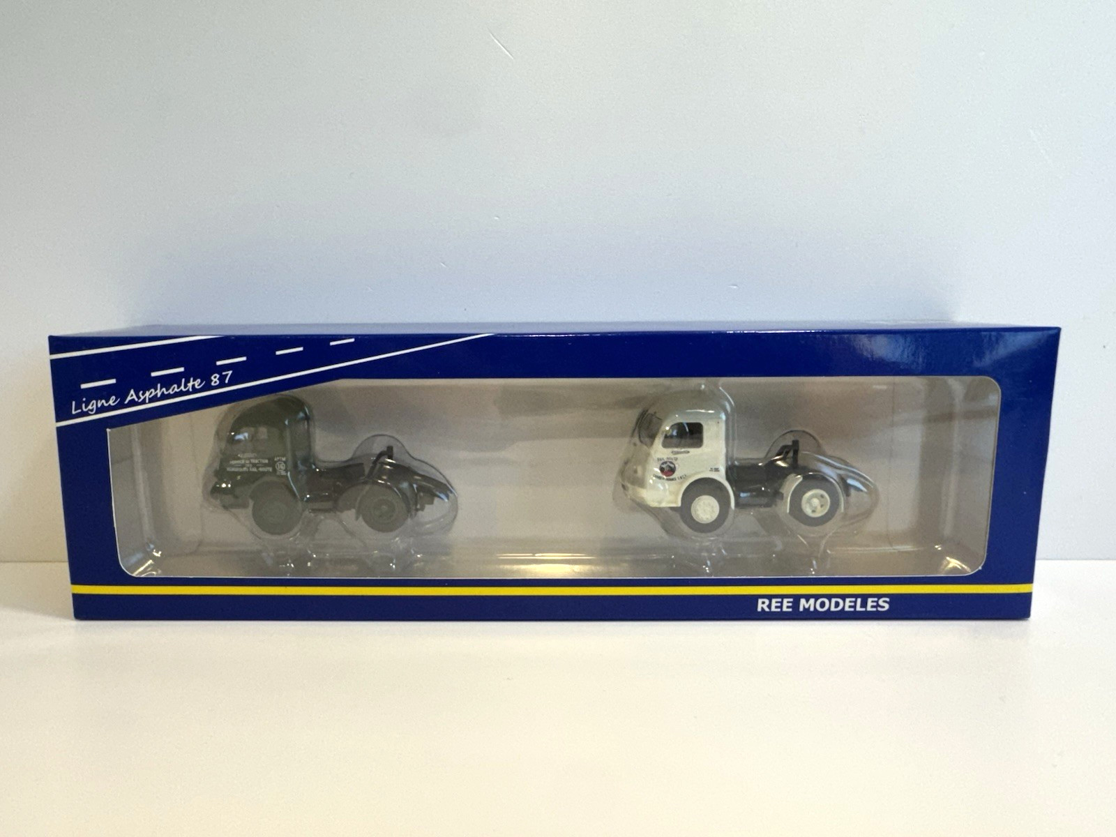 Panhard Movic APTM REE CB-026 Miniature HO Haute Fidélité Verte