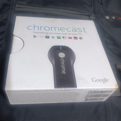 Google Chromecast 1st Gen HDMI Wi-Fi Streaming Media Player with Power Adapter