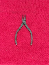 Weller Erem 5" Needle Nose Pliers 2411PD Swiss