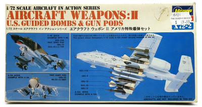 Hasegawa 1/72 Aircraft Weapons: II US Guided Bombs & Gun Pods Model Kit