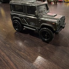 Hot Wheels: Land Rover Defender 90. Gray . . B141