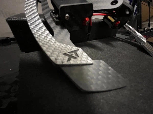 Palancas de cambio magnéticas de fibra de carbono Lexus IS Foto 2 de 4