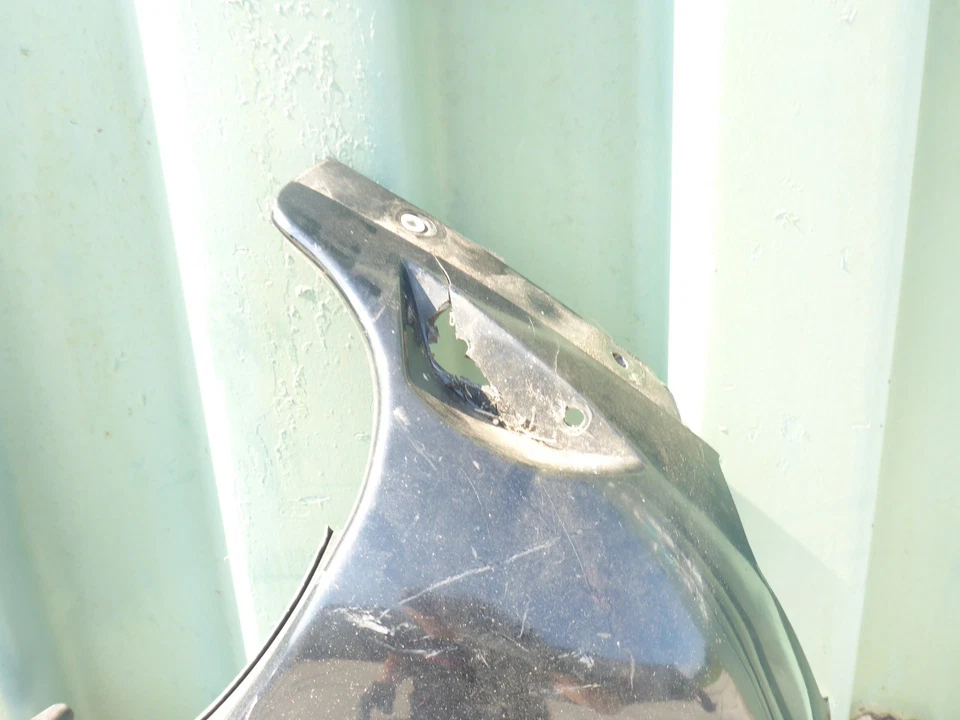 94 Suzuki Katana 600 GSX600F GSX 600 lado derecho delantero superior carenado cubierta capucha Foto 4 de 4