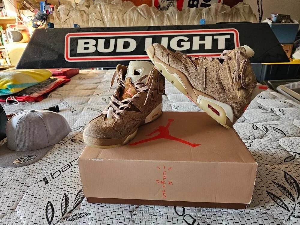 Jordan 6 Retro x Travis Scott Mid British Khaki for Sale, Authenticity  Guaranteed