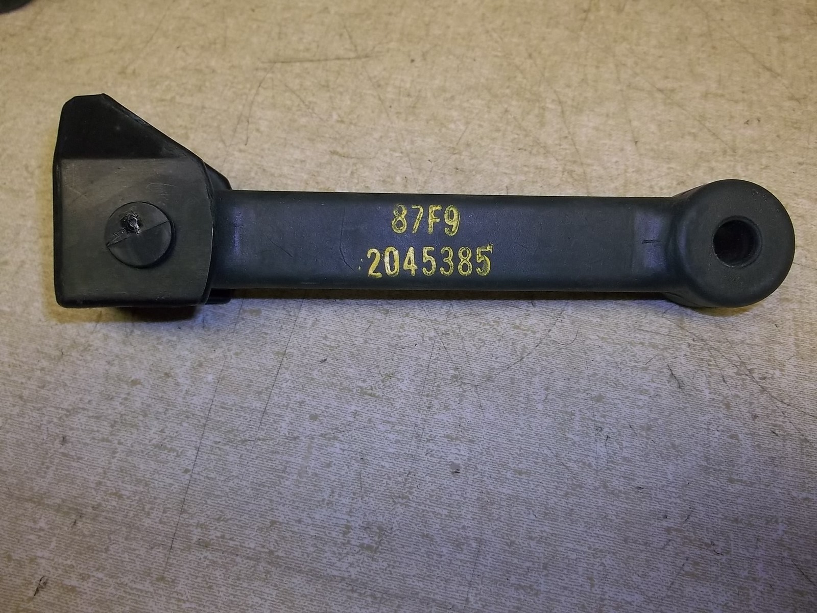 GM 87F9 Hood Latch 2045385 *FREE SHIPPING* | eBay
