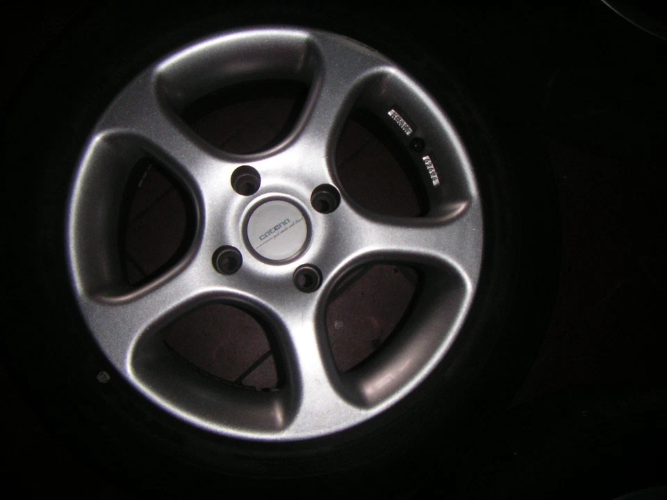 ALURAEDER VOLVO V40 - Bild 2 von 4