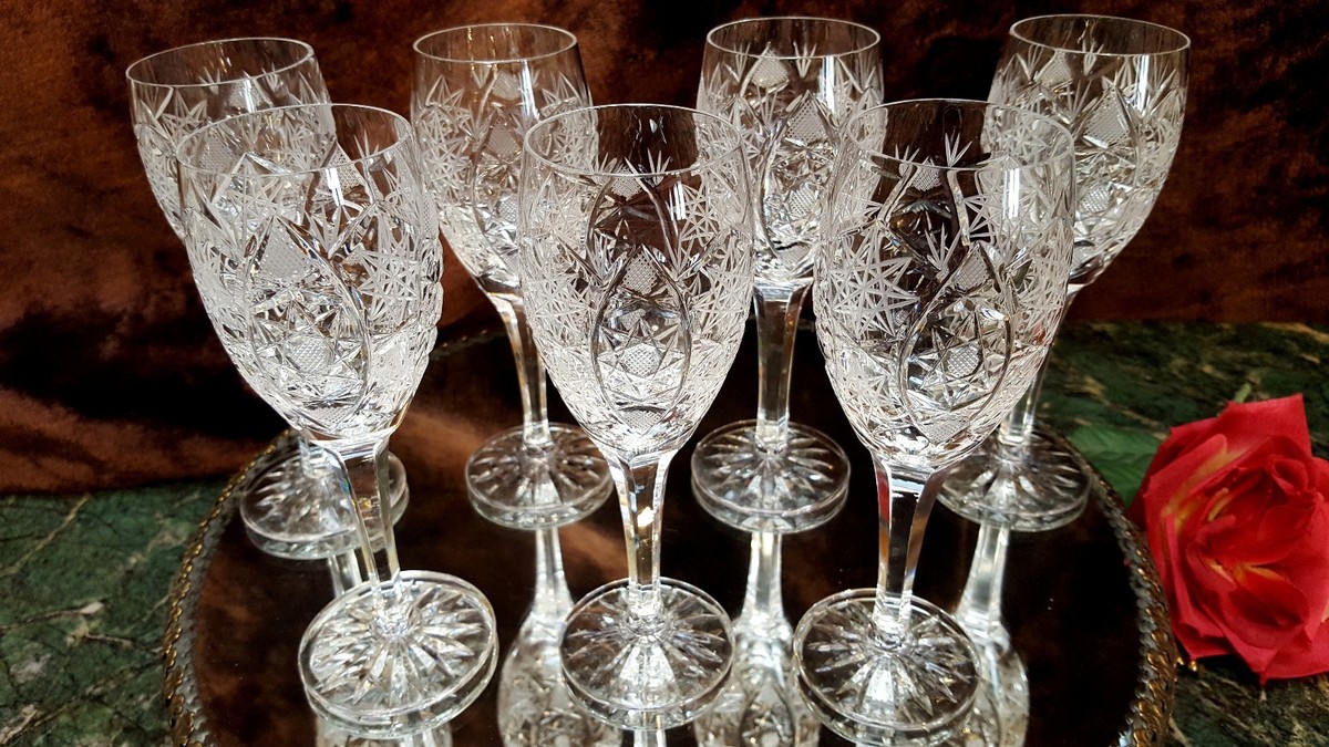 7 FABULOUS 60s 70s CUT GLASS Crystal Wine Glasses CARTOUCHES