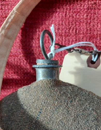 CIVIL WAR MODEL 1858 CANTEEN W/GREY WOOL & LINEN STRAP - Picture 3 of 6