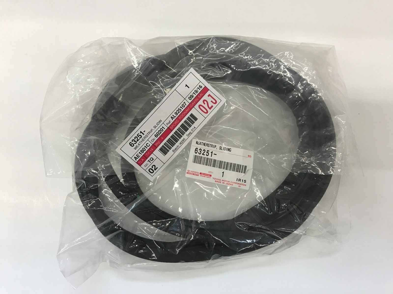 LEXUS OEM FACTORY SUNROOF WEATHERSTRIP 19982005 GS300 GS400 GS430 eBay