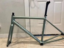 2024 Specialized Aethos Frame, 54cm, Satin Metallic White Sage, BBinfinite BB