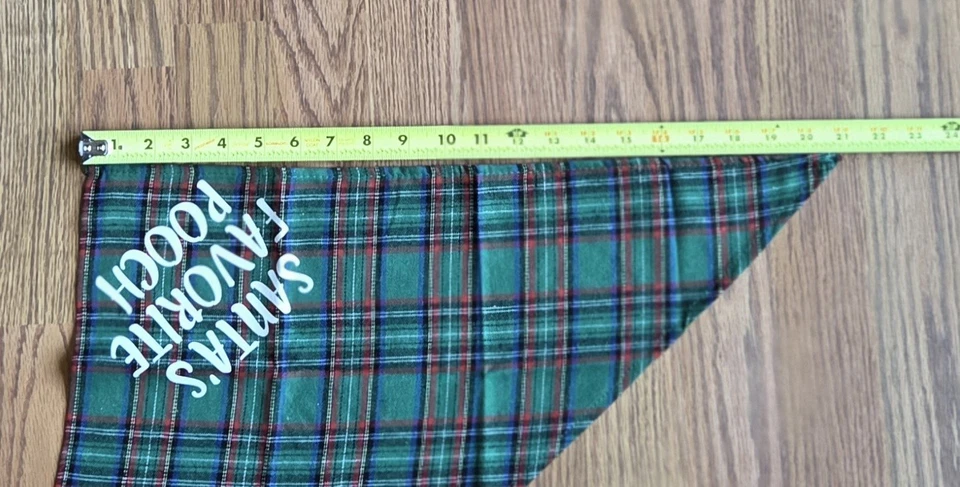 Set of Two Christmas Bandanas for Dogs - Image 4 of 4