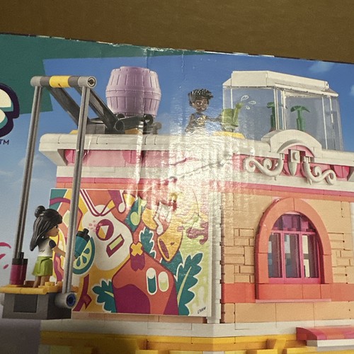 LEGO Friends: Heartlake City Community Center, Set 41748 - New! (Box Damage) - Picture 9 of 13