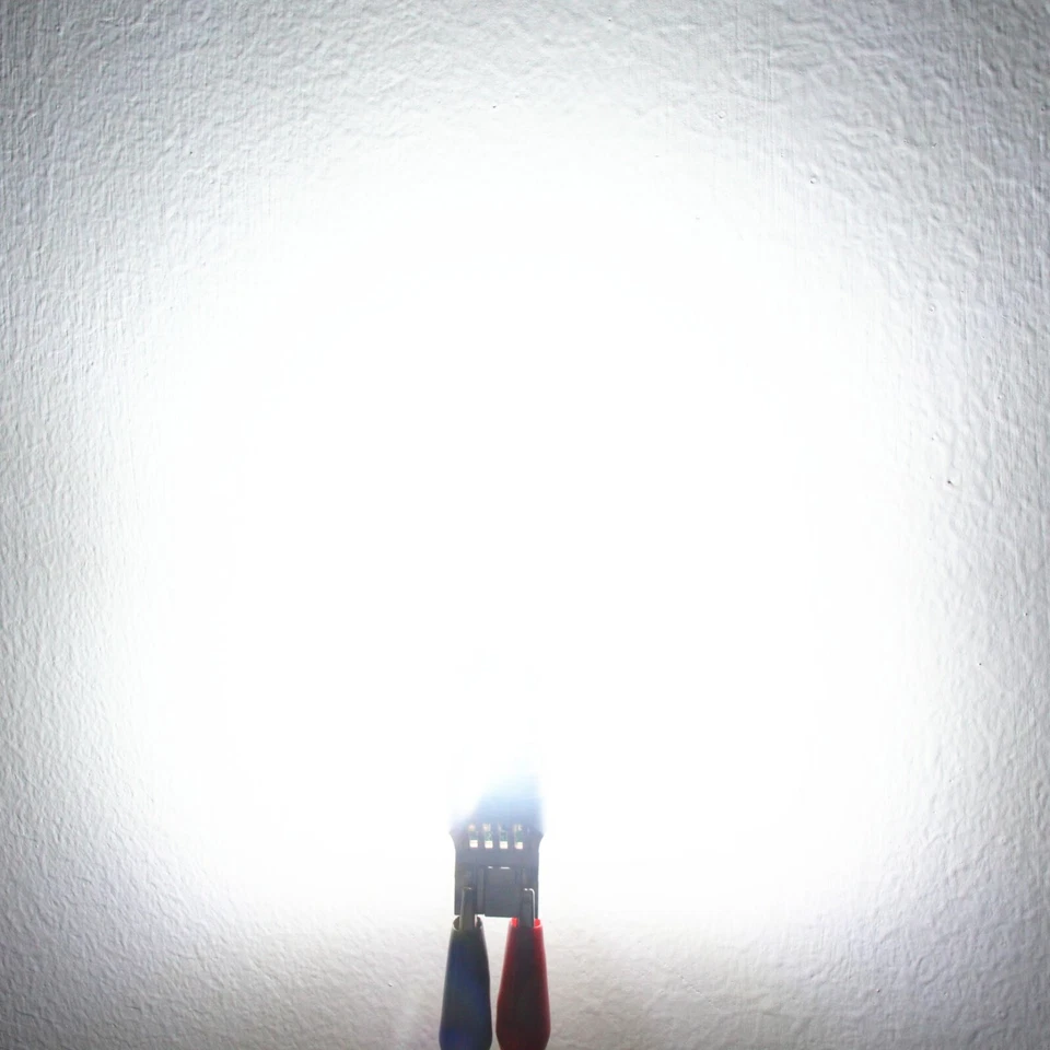 Lámpara de luz inversa LED/3ª/luz de freno/bombillas de señal de giro para 00-05 Buick Lesabre Foto 2 de 4