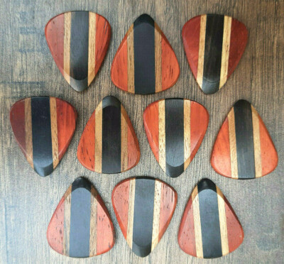 Gift Set of 10 Wooden Guitar picks plectrum three fusion woods Rare collectible
