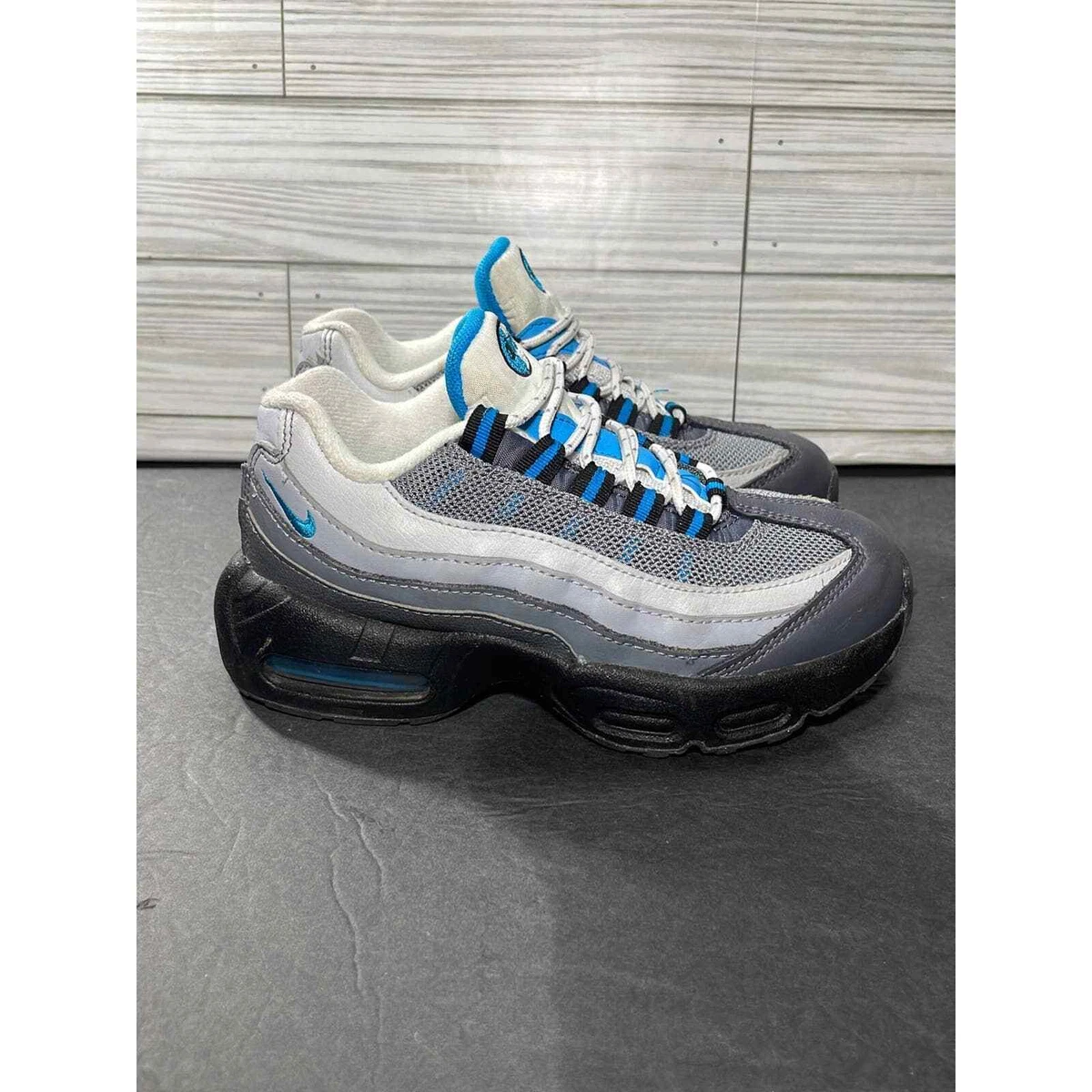 Nike shop grey 95