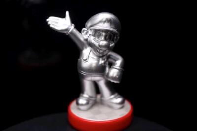US SELLER- Amiibo MARIO SILVER Exclusive Super MARIO Bros