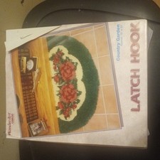 WonderArt Caron COUNTRY GARDEN 4779 Latch Hook 16 x 33 Floral Rose Rug KIT