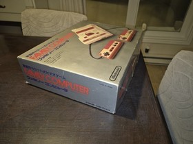 Canadian Seller 🇨🇦 Nintendo Famicom HVC-001 Complete In Box Family Computer...