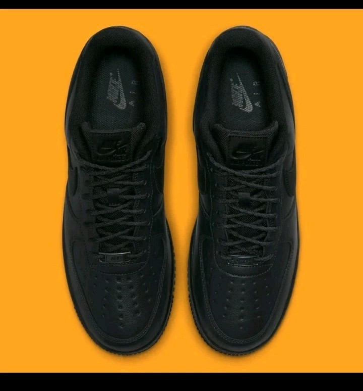 Size 8 - Nike Air Force 1 GORE-TEX Vibram Low Black Speed Yellow