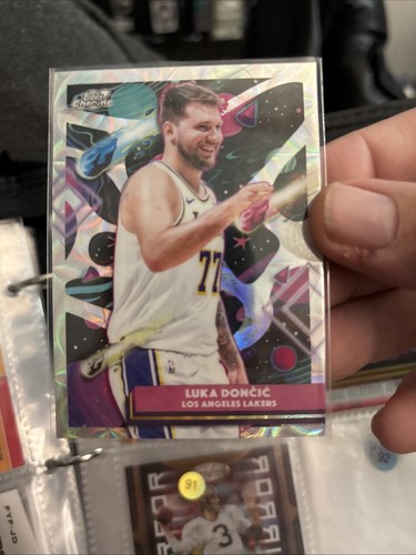 2025-26 TOPPS CHROME COSMIC LUKA DONCIC #66 NUCLEUS REFRACTOR SP LAKERS 92