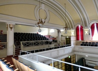 Foto 6x4 Inside Hyde Town Hall Hyde\/SJ9494 The gallery of the main hall c2016