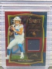 2020 Select Football Justin Herbert Jersey Patch Rookie Card Prizm DS-JHE. rookie card picture