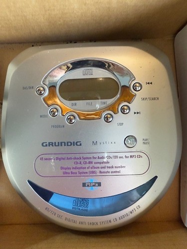 Walkman GRUNDIG MYSTIXX CDP 9200 CON SCATOLA ORIGINALE E ALIMENTATORE COME NUOVO - Foto 5 di 13