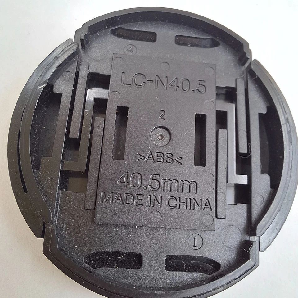 Nikon Genuine LC-N40.5 40.5mm snap-on Lens Cap. (refB) - Image 3 of 3