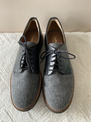 CLARKS ARTISAN real leather and felt ladies black and grey lace up shoe  size UK