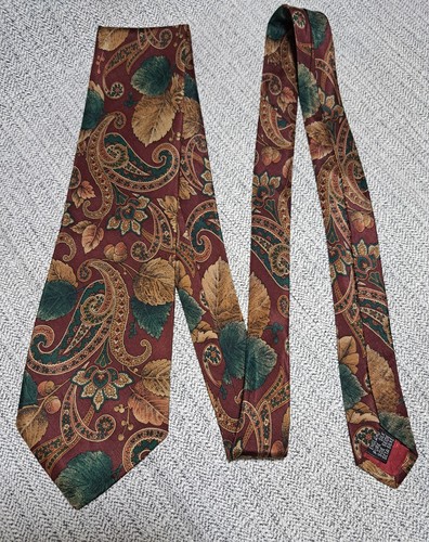 Cravatta vintage Austin Reed of Regent Street Inghilterra paisley di seta 57 in 3,7 da uomo - Foto 2 di 7