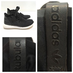black runners womens