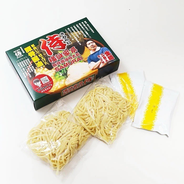 Japanische Ramen Nudeln SAMURAI Tonkotsu Sojasauce Schweinefleisch Instant...