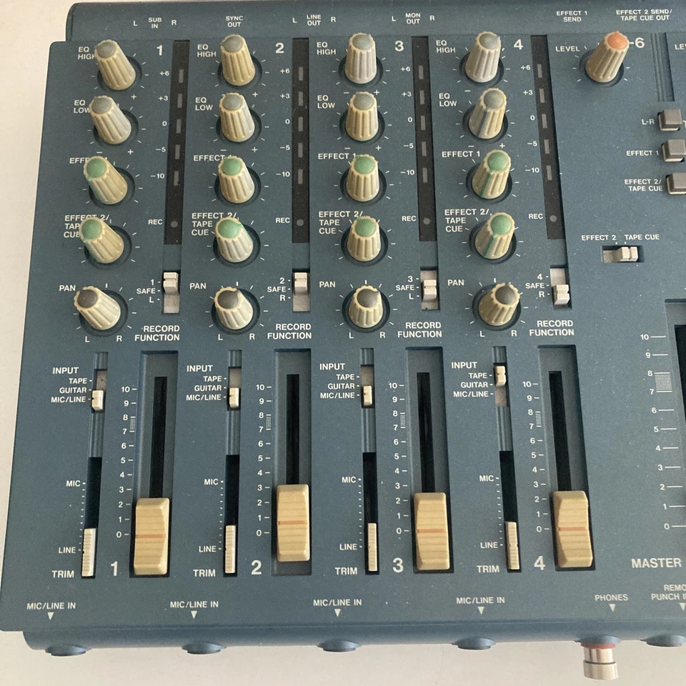 TASCAM Portastudio 414 MKII 4-Track Cassette Tape Recorder - Photo 2/4