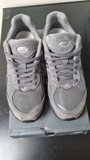 New Balance 2002R Dark Grey Trainers Size  UK 7 Running Shoes with Box